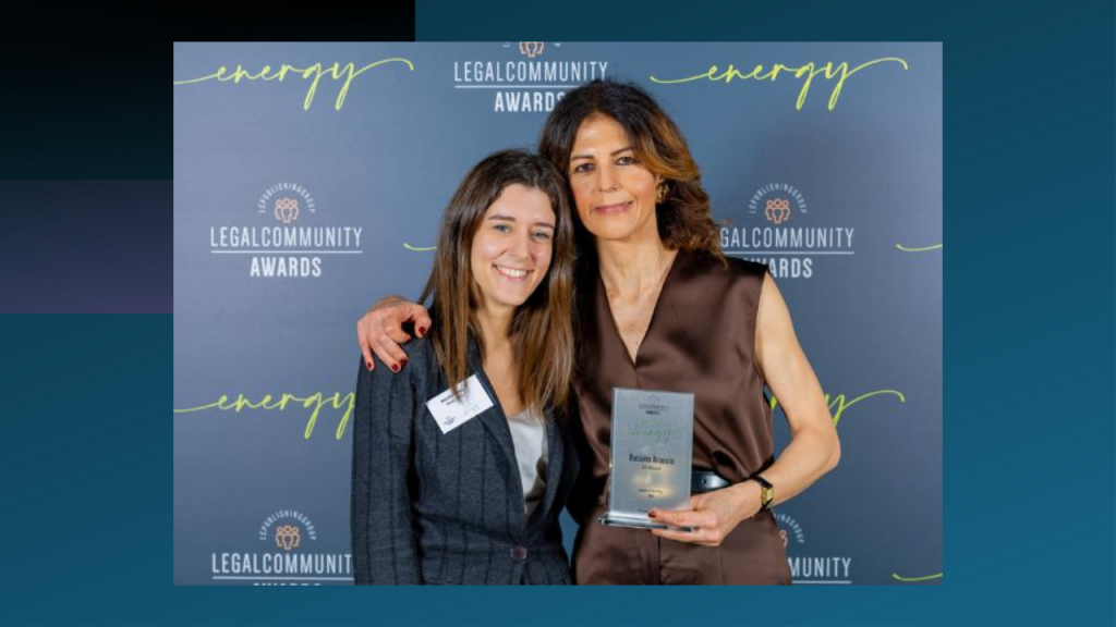 Rosaria Arancio è “Lawyer of the Year RNG” ai Legalcommunity Energy Awards 2026 Siamo orgogliosi di annunciare che Rosaria Arancio, partner di GA-Alliance, è stata premiata come Lawyer of the Year nella categoria RNG (Renewable Natural Gas) in occasione dei prestigiosi Legalcommunity Energy Awards. Rosaria Arancio Marcella Pirello